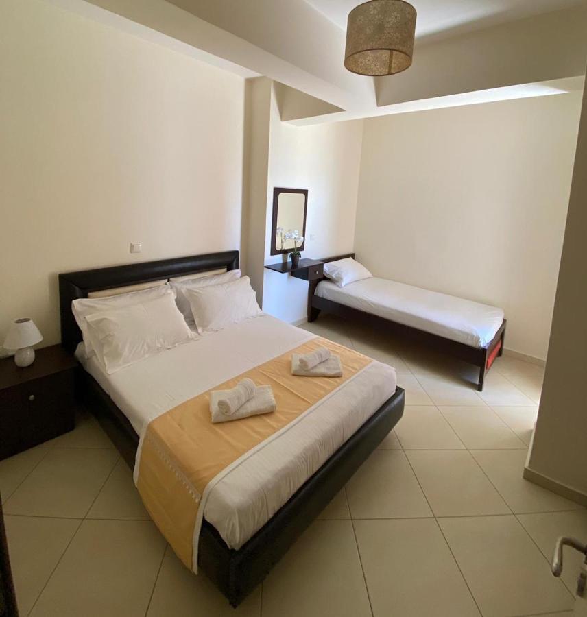 Paradiso Apartments ซารานเดอ ภายนอก รูปภาพ