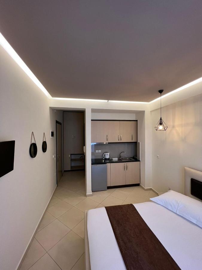 Paradiso Apartments ซารานเดอ ภายนอก รูปภาพ