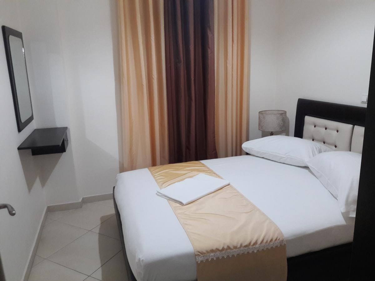 Paradiso Apartments ซารานเดอ ภายนอก รูปภาพ