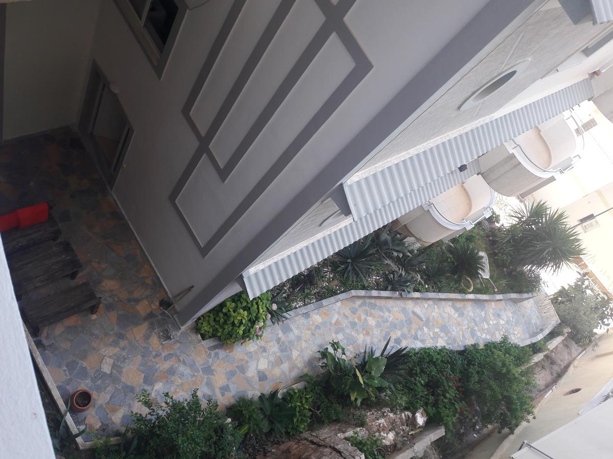 Paradiso Apartments ซารานเดอ ภายนอก รูปภาพ